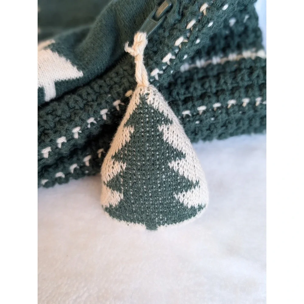 Balsam & Fir Christmas Tree Reversible Pillow Covers Knit Green 18x18 Decor‎